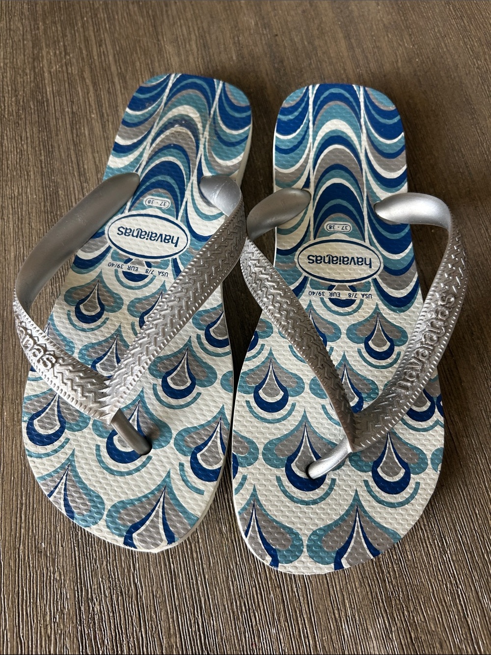 Chinelo Tiras Spring Areia Havaianas, New no Tag, Sz US 7/8, EUK 39/40.
